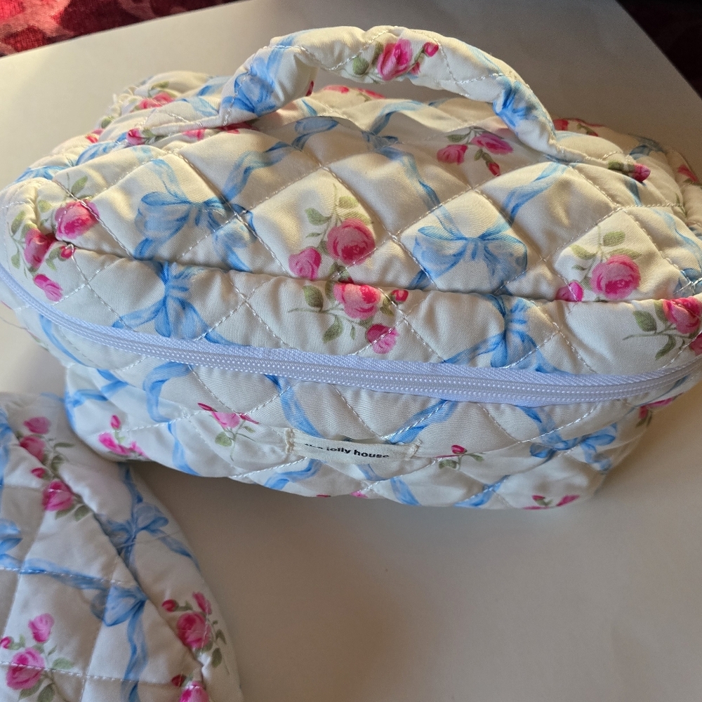 Cute Bow Flower Zipper Quilting Cotton Makeup Bag- 2 Piece - Picture 7 of 9